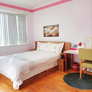 Guest house Warm Retreat, Vancouver